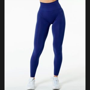 Alphalete amplify leggings, true indigo